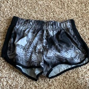 Athletic short